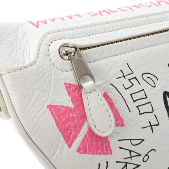 BALENCIAGA Graffiti Svenia Belt Bag White Calf Body - Picture 9 of 12